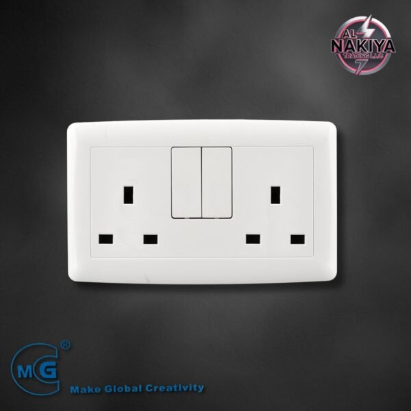 13A SOCKET DOUBLE WITH SWITCH AND NEON