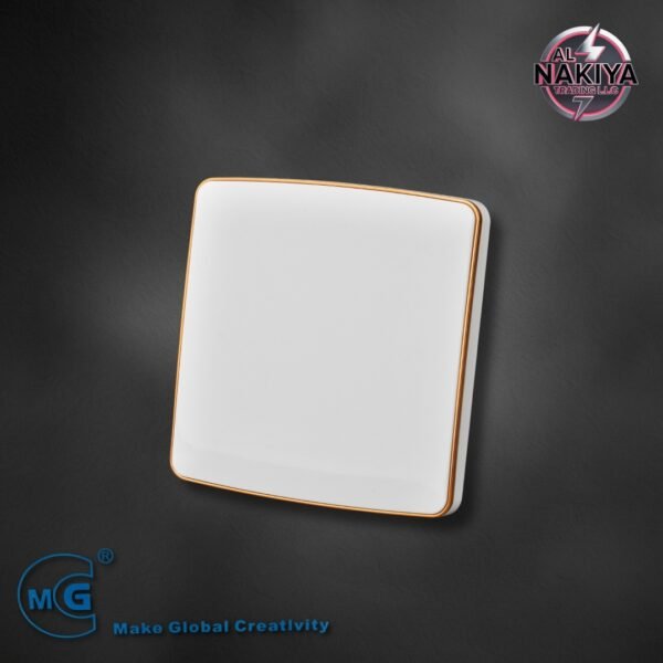 BLANK PLATE 3X3 (WHITE+GOLD)